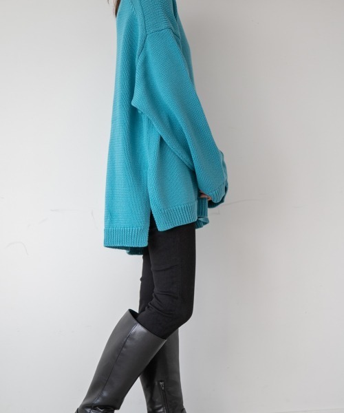 yuw（ユウ）の「UNISEX BIG PULLOVER　217885（カーディガン/ボレロ・レディース・アイボリー/ブラック/ブルー/ピンク・FREE）」の7枚目の写真