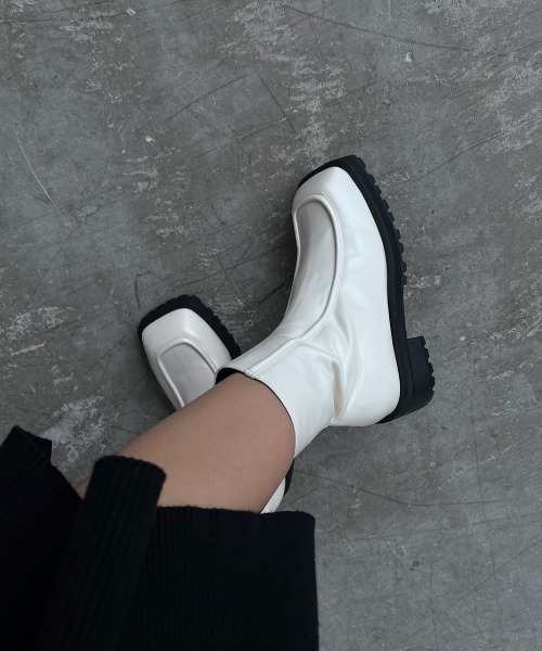 Happy John(ハッピージョン)の「square toe uncle boots/スクエアトゥアンクルブーツ(ブーツ・レディース・ホワイト/ブラック・24/25)」の20枚目の写真