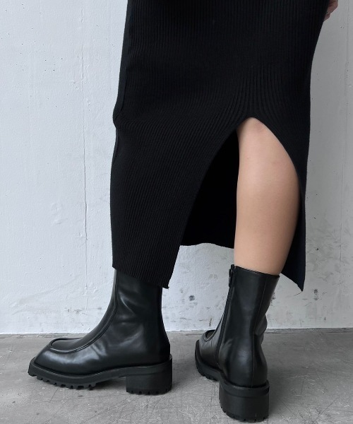 Happy John(ハッピージョン)の「square toe uncle boots/スクエアトゥアンクルブーツ(ブーツ・レディース・ホワイト/ブラック・24/25)」の7枚目の写真