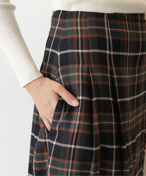 NATURAL BEAUTY BASIC(ナチュラルビューティーベーシック)の「キルトスカート(スカート・レディース・ベージュ系その他/ブルー系その他6・X-SMALL/SMALL/MEDIUM)」の10枚目の写真