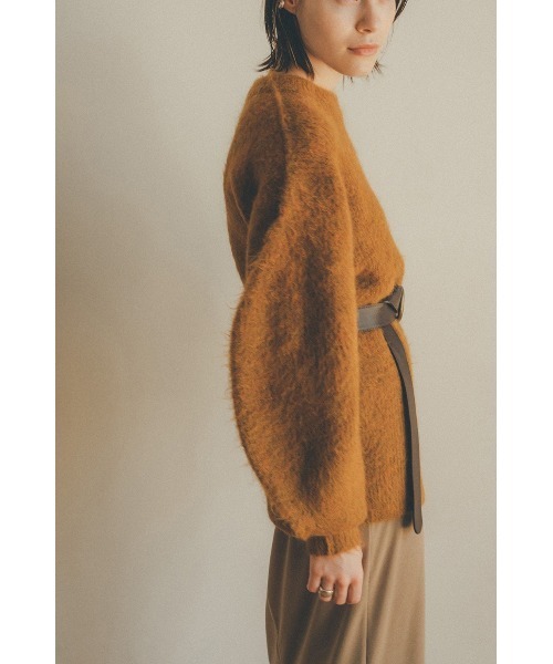 CLANE(クラネ)の「ROUND SLEEVE MOHAIR KNIT TOPS(ニット/セーター・レディース・ブルー/アイボリー/イエロー・1/2)」の8枚目の写真
