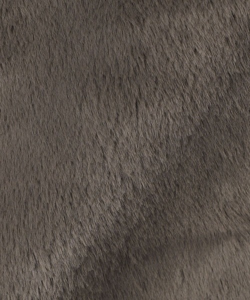 NICOLE white(ニコルホワイト)の「リバーシブル フェイクムートンコート(ムートンコート・レディース・サックスブルー/ベージュ/チャコールグレー・LARGE/MEDIUM)」の13枚目の写真