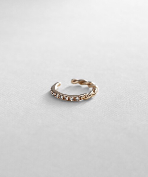 K10ダイヤモンド 縄目セパレート イヤーカフ