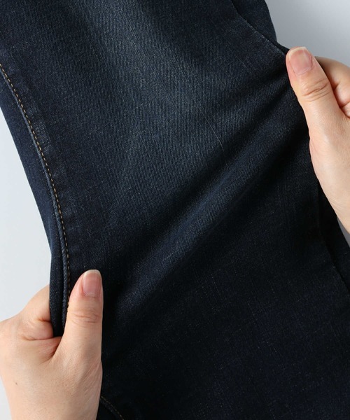 Levi's（リーバイス）の「【Levi's】「SHAPING」ブーツカットパンツ（デニムパンツ・レディース・ダークインディゴブルー・27inch/25inch/24inch/26inch）」の17枚目の写真