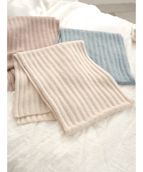 earth music&ecology（アースミュージックアンドエコロジー）の「ブラッシュヤーンマフラー＊（マフラー・レディース・アイボリー/チャコールグレー/ベージュ/ミント・FREE）」の2枚目の写真