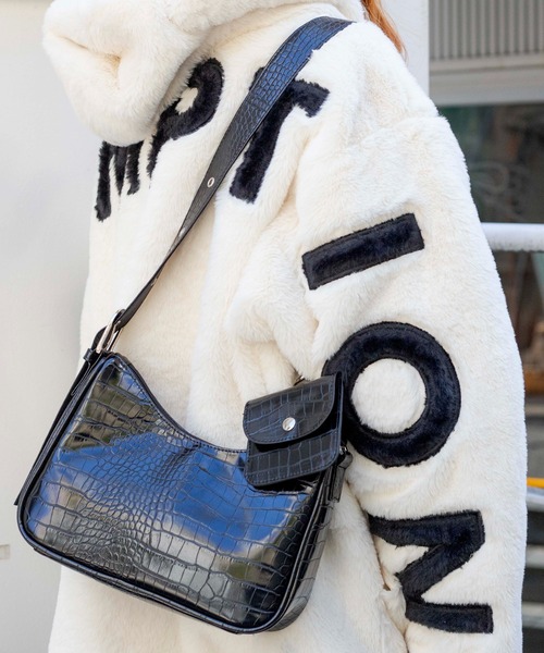 WEGO（ウィゴー）の「WEGO/ポーチ付2WAYショルダー（ショルダーバッグ・レディース・ブラック/オフホワイト/ピンク/グリーン/ブラック系その他/ホワイト系その他・FREE）」の20枚目の写真