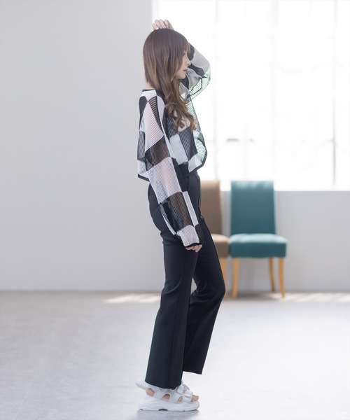 clear(クリア)の「×ストレッチピンタックカラーフレアパンツ(スラックス・レディース・ブラック/ピンク/アイボリー/グリーン系その他/キャメル/オリーブ/テラコッタ・S/M)」の16枚目の写真