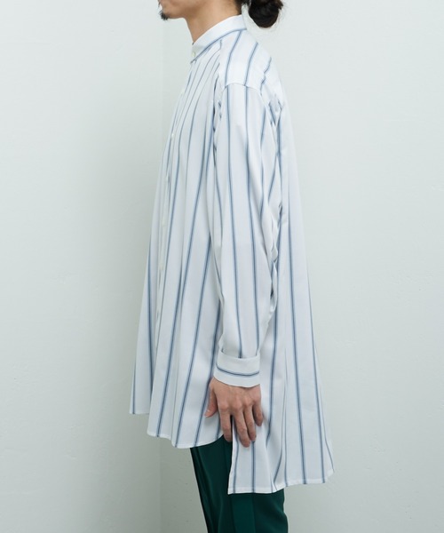 Lui's（ルイス）の「バンブーレーヨンスタンドカラーストライプシャツ（シャツ/ブラウス・メンズ・ホワイト×ブルー・FREE）」の3枚目の写真