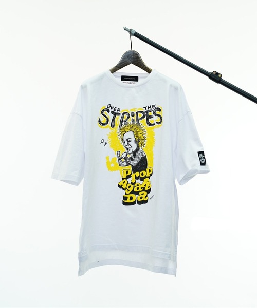 OVER THE STRIPES（オーバーザストライプス）の「OVER THE STRiPES x PROPA9ANDA KING PUNK BIG TEE キングパンクビックTシャツ（Tシャツ/カットソー・メンズ・ホワイト/ブラック・FREE）」の3枚目の写真