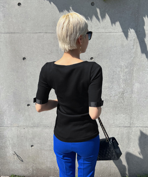 JENNE(ジェンヌ)の「グログランリボンTシャツ(Tシャツ/カットソー・レディース・ホワイト/ブラック・LARGE/SMALL/MEDIUM/X-LARGE)」の6枚目の写真