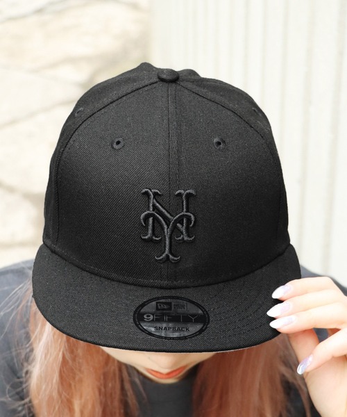 NEW ERA（ニューエラ）の「NEW ERA/ニューエラ MLB BASIC SNAP 950 C OSFA/LOSDODD BLKWHI OSFA/N OSFA/CHIWHI WDC OSFM スナップバックキャップ ドジャース 2026新作　再入荷（キャップ・メンズ・カモフラージュ/ブラック系その他/ブルー系その他/ブラック系その他2/ブラック系その他3/レッド/ブルー/ブラック系その他4/ブラウン/レッド系その他/ブラック系その他7/ブラック系その他6/グリーン系カモフラージュ/ブラック系その他5・FREE）」の4枚目の写真