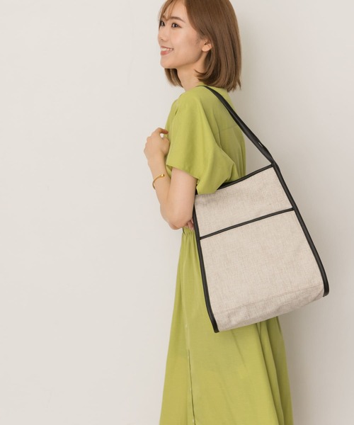 RODE SKO（ロデスコ）の「2WAY異素材ビッグトートバッグ（トートバッグ・レディース・ブラック/ベージュ・ONE）」の7枚目の写真