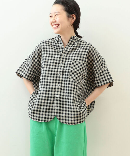 BEAMS BOY（ビームスボーイ）の「BEAMS BOY / リネン チェック ボタンダウン シャツ（シャツ/ブラウス・レディース・ピンク/ダークグリーン/ブラック・ONE SIZE）」の4枚目の写真