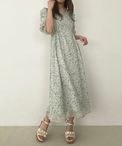 MAJESTIC LEGON（マジェスティックレゴン）の「エアリーフラワーワンピース（ワンピース・レディース・ブラック系その他/グリーン系その他/ホワイト系その他2・SMALL/MEDIUM）」の12枚目の写真