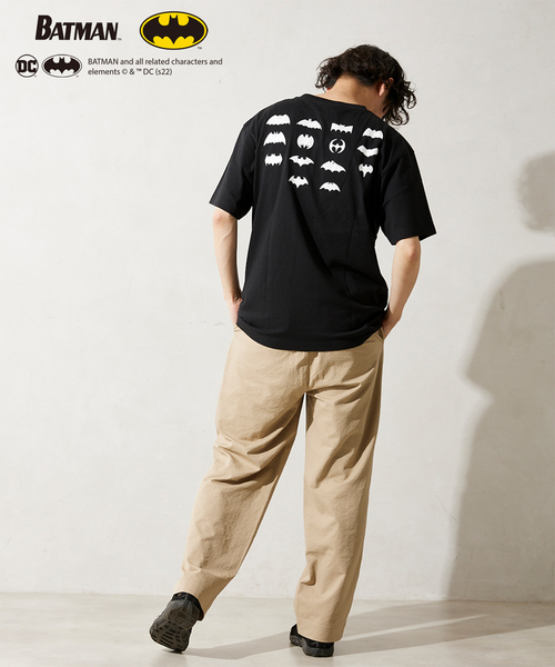 JOURNAL STANDARD relume（ジャーナルスタンダード　レリューム）の「【BATMAN by CHAMPION/バットマン】別注 アメコミTシャツ（Tシャツ/カットソー・メンズ・ホワイト/ブラック/ベージュ/ブラック系その他・SMALL/MEDIUM/LARGE/X-LARGE）」の6枚目の写真