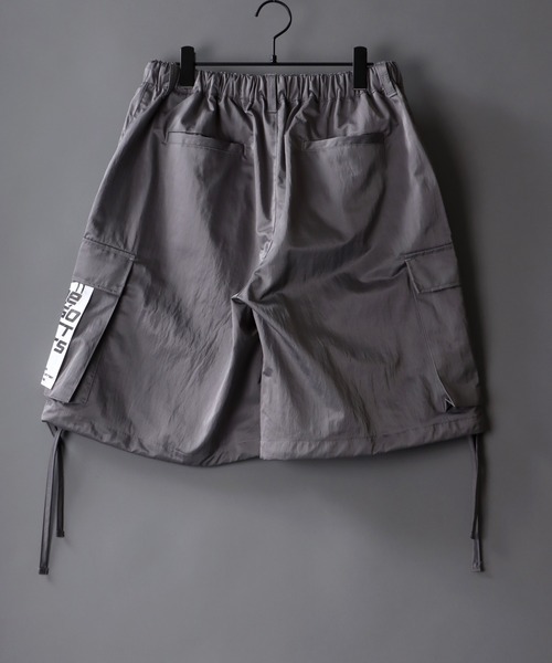 SITRY（シトリー）の「T/C satin wide cargo Shorts/T/Cサテン ワイド カーゴ ショーツ/カラーパンツ（カーゴパンツ・メンズ・ブラック/グレー/オリーブ・M/L）」の8枚目の写真