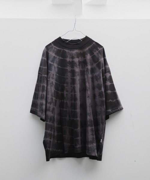 WHIMSIC(ウィムジック)の「【WHIMSIC】モックネックTシャツ(Tシャツ/カットソー・レディース・グリーン/ベージュ/チャコールグレー/ブラック・FREE)」の2枚目の写真