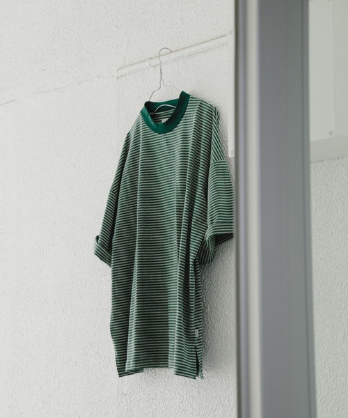 WHIMSIC(ウィムジック)の「【WHIMSIC】モックネックTシャツ(Tシャツ/カットソー・レディース・グリーン/ベージュ/チャコールグレー/ブラック・FREE)」の5枚目の写真