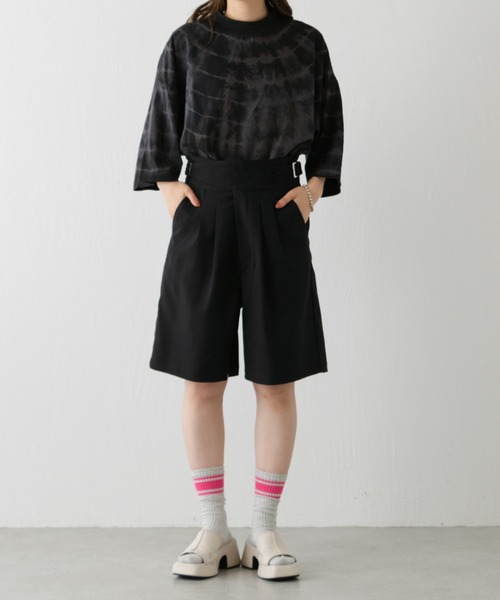 WHIMSIC(ウィムジック)の「【WHIMSIC】モックネックTシャツ(Tシャツ/カットソー・レディース・グリーン/ベージュ/チャコールグレー/ブラック・FREE)」の17枚目の写真