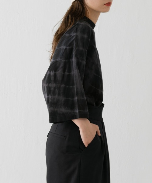 WHIMSIC(ウィムジック)の「【WHIMSIC】モックネックTシャツ(Tシャツ/カットソー・レディース・グリーン/ベージュ/チャコールグレー/ブラック・FREE)」の20枚目の写真