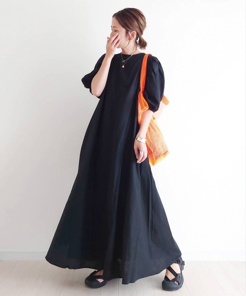 CORNERS(コーナーズ)の「CORNERS by yui ボリュームスリーブバックリボンワンピース(ワンピース・レディース・グリーン/オレンジ/グレイッシュベージュ/ピンク/ブラック/ブラック系その他/ブルー・L/M)」の9枚目の写真