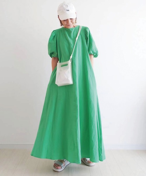 CORNERS(コーナーズ)の「CORNERS by yui ボリュームスリーブバックリボンワンピース(ワンピース・レディース・グリーン/オレンジ/グレイッシュベージュ/ピンク/ブラック/ブラック系その他/ブルー・L/M)」の13枚目の写真