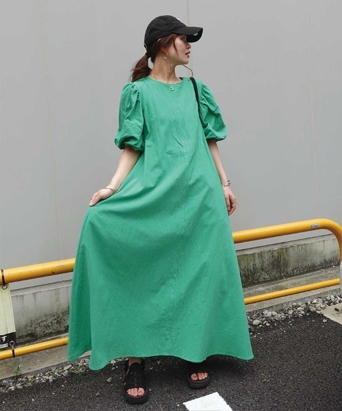 CORNERS(コーナーズ)の「ボリュームスリーブバックリボンワンピース(ワンピース・レディース・グリーン/オレンジ/グレイッシュベージュ/ピンク/ブラック/ブラック系その他/ブルー/ブラウン・L/M)」の10枚目の写真