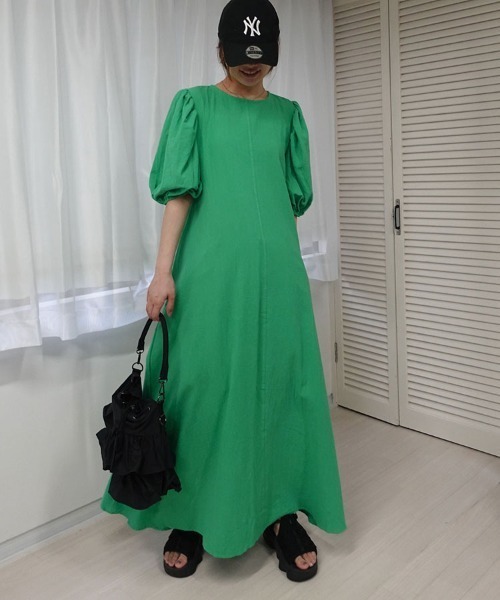 CORNERS(コーナーズ)の「ボリュームスリーブバックリボンワンピース(ワンピース・レディース・グリーン/オレンジ/グレイッシュベージュ/ピンク/ブラック/ブラック系その他/ブルー/ブラウン・L/M)」の12枚目の写真