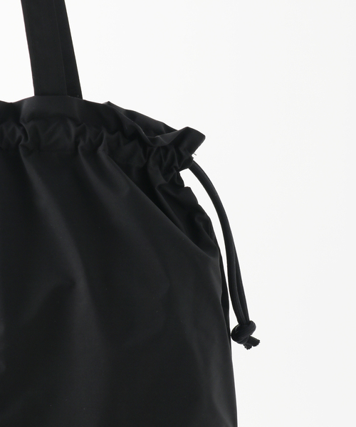 OOF WEAR（オーフウエア）の「OOF WEAR WATER PROOF ドロストバッグ（ショルダーバッグ・レディース・アイボリー/ブラック×ブラック・FREE）」の16枚目の写真