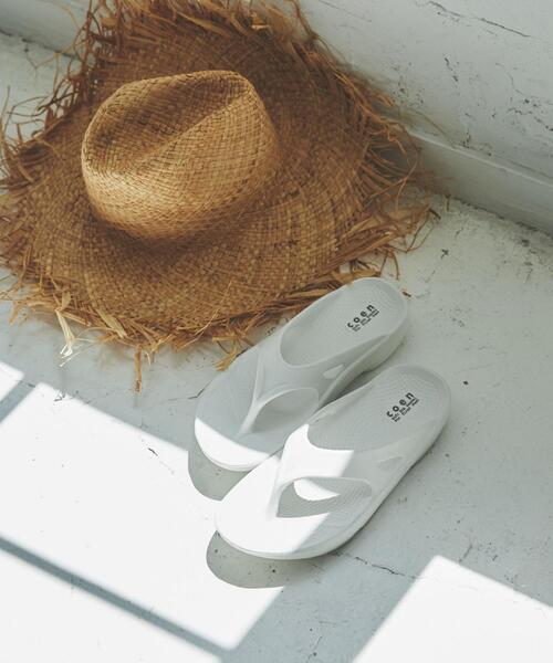 coen（コーエン）の「【ウィメンズ】ソフトEVAトングサンダル（サンダル・レディース・ホワイト/ブラック・24/23/25）」の3枚目の写真