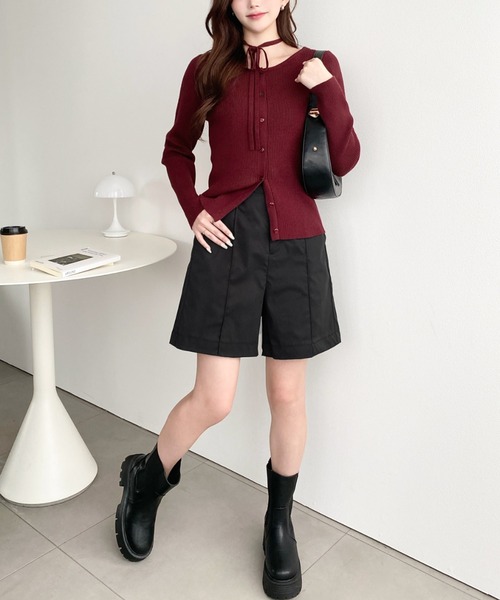 moment+（モーメントプラス）の「フロントタックスラックスショート