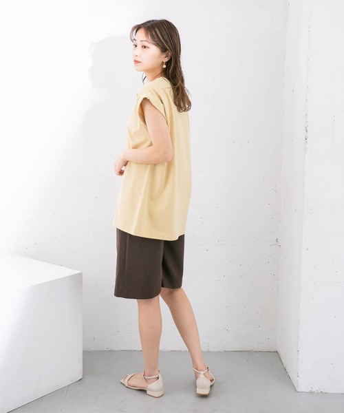 KBF（ケイビーエフ）の「ショルダータックフレンチスリーブTシャツ（Tシャツ/カットソー・レディース・ブラック/ベージュ系その他/ホワイト/グリーン・ONE）」の8枚目の写真