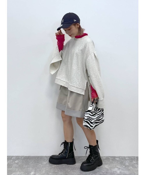 PAGEBOY（ページボーイ）の「マントスリーブスウェット（スウェット・レディース・ブラック/オートミール/ブルー系その他/ブラウン系その他・FREE）」の20枚目の写真