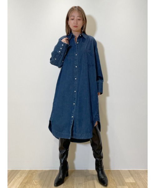 SNIDEL(スナイデル)の「コクーンシルエットデザインシャツワンピース(シャツワンピース・レディース・チェック/ホワイト/ブルー・FREE)」の4枚目の写真