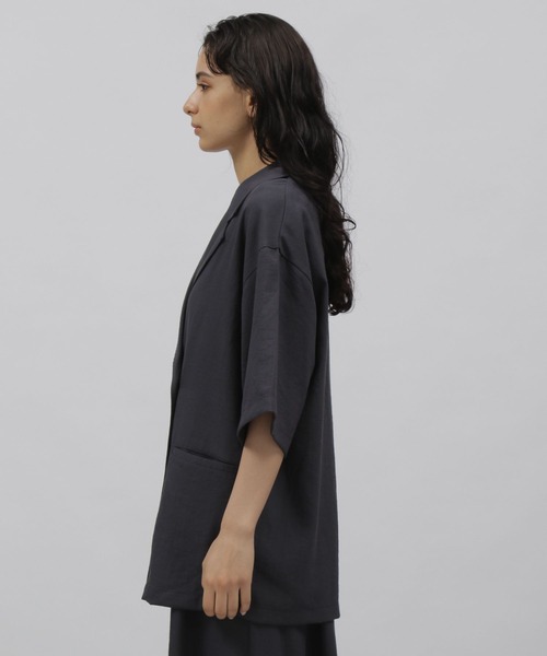 LAKOLE（ラコレ）の「ハーフスリーブテーラードジャケット[セットアップ対応] / 353987（テーラードジャケット・レディース・ライトブラウン/スモーク/サンドグレー・SMALL/MEDIUM）」の19枚目の写真