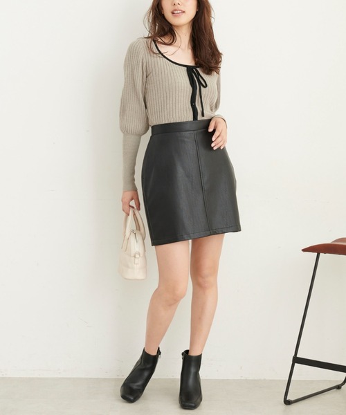 FREE'S MART（フリーズマート）の「◆合皮ミニスカート（スカート・レディース・ホワイト/ブラック・MEDIUM/SMALL）」の16枚目の写真