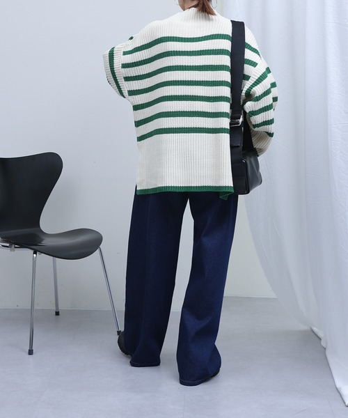 ボーダーハイネックニット