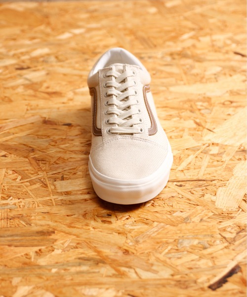 And A(アンドエー)の「VANS ヴァンズ / OLD SKOOL オールドスクール デザートツイル キャンバスローカットスニーカー / VN0A5KRSBD4 VN0A5JMIBUE(スニーカー・メンズ・オリーブ/ベージュ・27cm/28.5cm/27.5cm/26.5cm)」の9枚目の写真