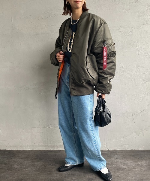 Alpha Industries（アルファインダストリーズ）の「[ALPHA/アルファ] CORE SPEC MA-1 ミリタリージャケット（MA-1・レディース・ブラック/グレー・L）」の14枚目の写真
