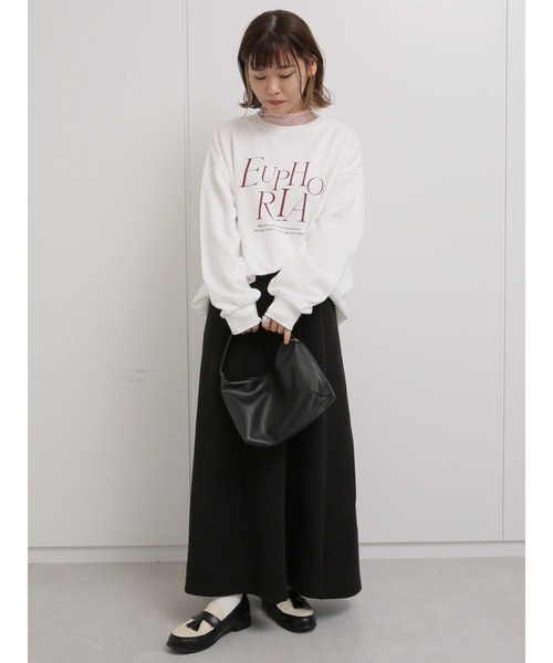 ehka sopo（エヘカソポ）の「ロゴプリントビッグスウェット（スウェット・レディース・グレー/オフホワイト/グリーン・ﾌﾘ-）」の11枚目の写真