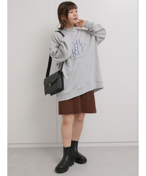 ehka sopo（エヘカソポ）の「ロゴプリントビッグスウェット（スウェット・レディース・グレー/オフホワイト/グリーン・ﾌﾘ-）」の16枚目の写真