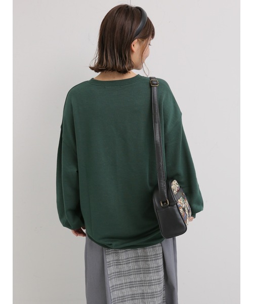 ehka sopo（エヘカソポ）の「ロゴプリントビッグスウェット（スウェット・レディース・グレー/オフホワイト/グリーン・ﾌﾘ-）」の20枚目の写真