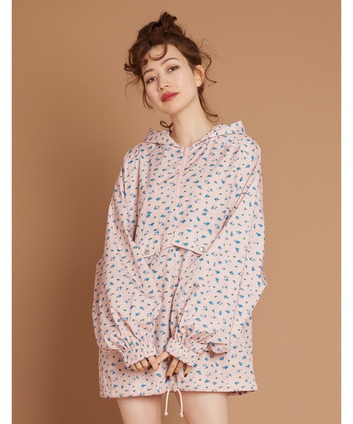 Little sunny bite(リトルサニーバイト)の「Flower print nylon pull over(ナイロンジャケット・レディース・ブラック/ホワイト/ピンク・SMALL/MEDIUM)」の3枚目の写真