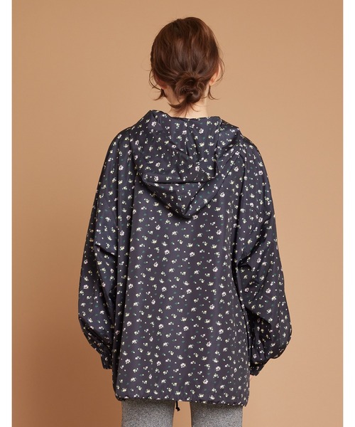 ジャケット・アウター Flower print nylon pull over セール】Flower print nylon pull over（ナイロンジャケット）｜Little