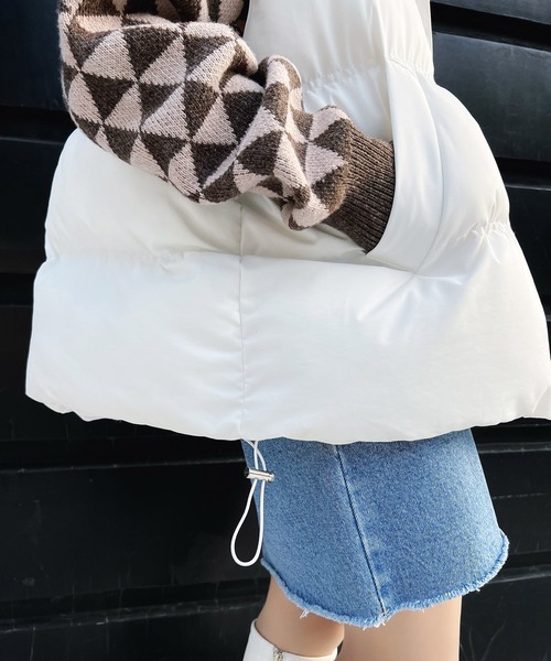 Figments（フィグメンツ）の「エコダウンベスト（ダウンベスト・レディース・カーキ/ブラック/ホワイト・FREE）」の9枚目の写真