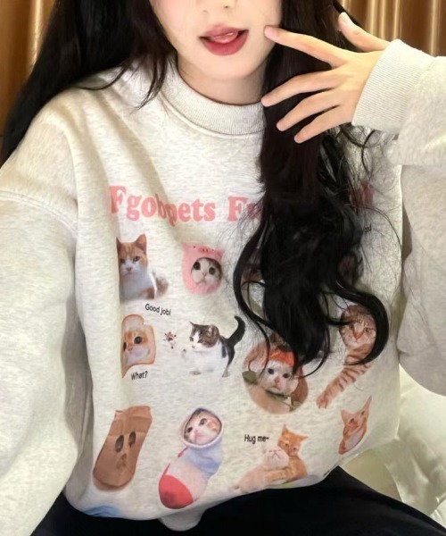 Vipoa（ヴィポア）の「キャットグラフィックオーバーサイズスウェット（スウェット・レディース・オートミール・FREE）」の5枚目の写真