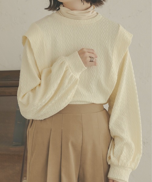 Ambre Neige(アンブルネージュ)の「パフスリーブケーブルカットソー/WEB/EC限定商品(Tシャツ/カットソー・レディース・モカ/アイボリー・FREE)」の7枚目の写真