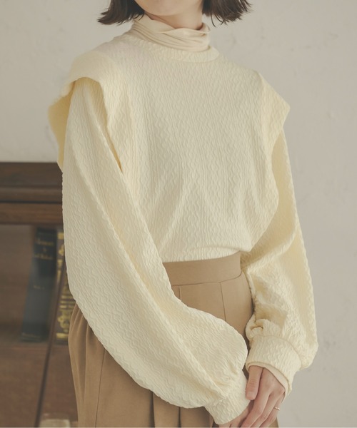 Ambre Neige(アンブルネージュ)の「パフスリーブケーブルカットソー/WEB/EC限定商品(Tシャツ/カットソー・レディース・モカ/アイボリー・FREE)」の17枚目の写真