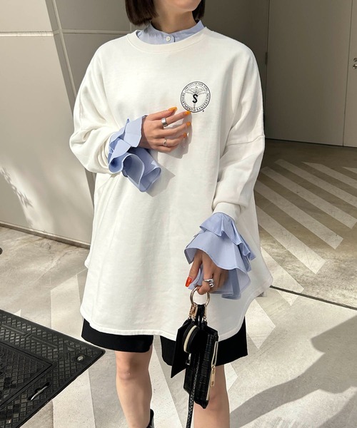 CAPRICIEUX LE'MAGE（カプリシューレマージュ）の「カフスフレアシャツ（シャツ/ブラウス・レディース・ブルー/ホワイト・FREE）」の4枚目の写真