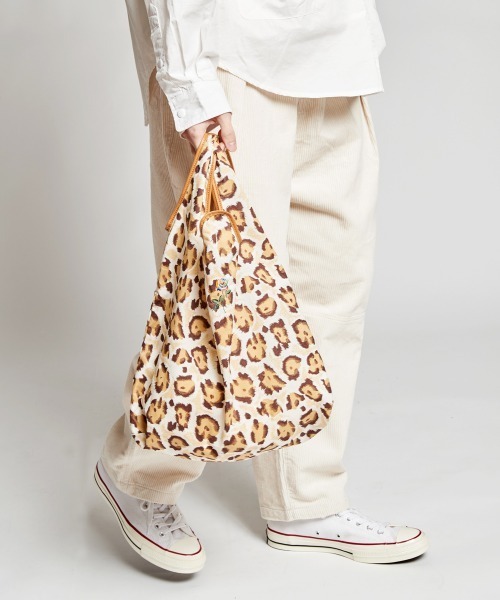 rehacer : Leopard Shoppers Bag / レオパード ショッパーズ バッグ（エコバッグ/サブバッグ）｜rehacer（レアセル） 5,940円